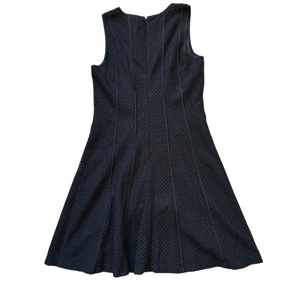 Ann Taylor Dress, size 8, Black, Sleeveless, sheath dress - Picture 2 of 10